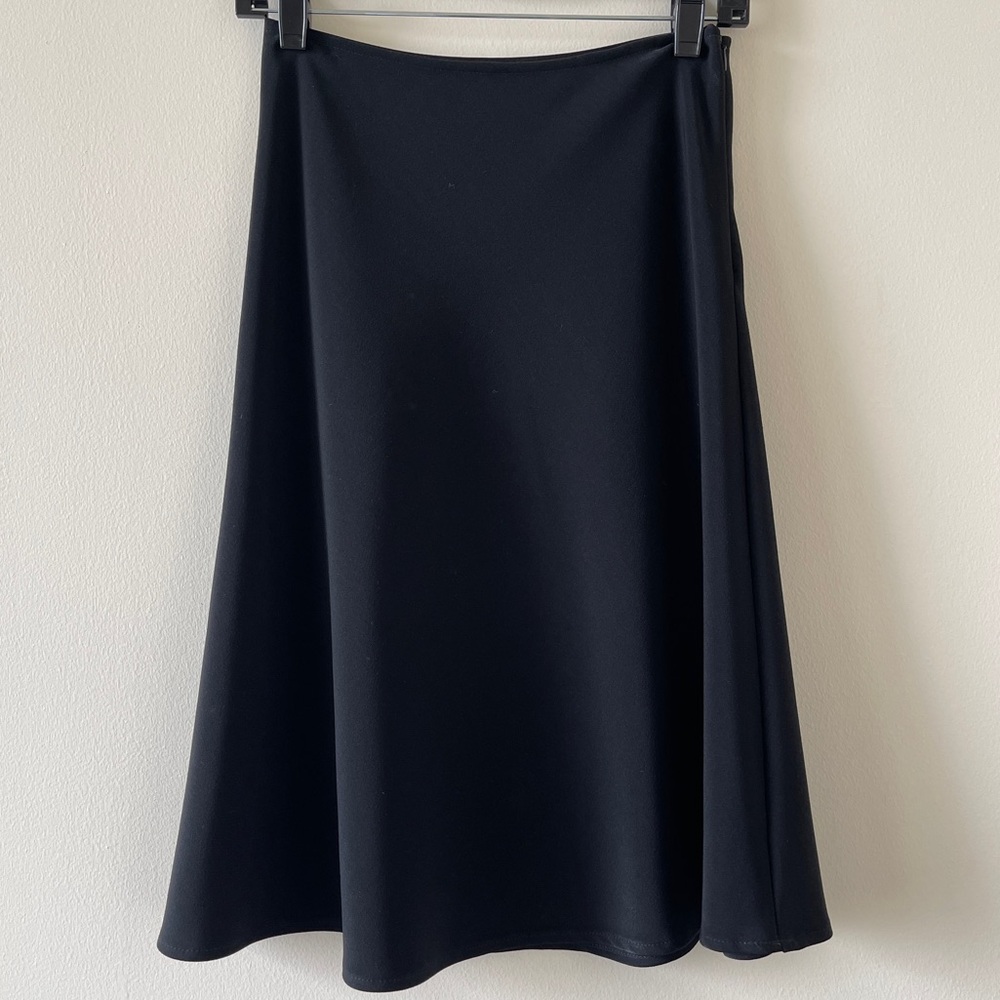 WHITE HOUSE BLACK MARKET Classic Black A-Line Skirt